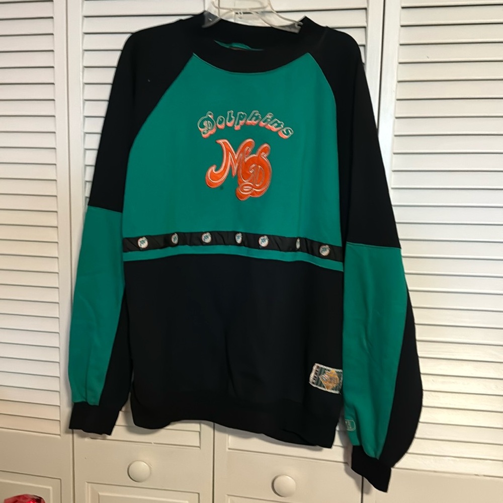 Miami Dolphins sweatshirt
